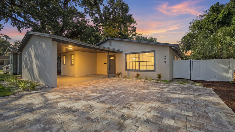 Front exterior at 920 W Candlewood Avenue in Tampa, Florida