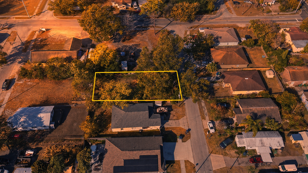 Aerial view of a vacant development lot in Tampa