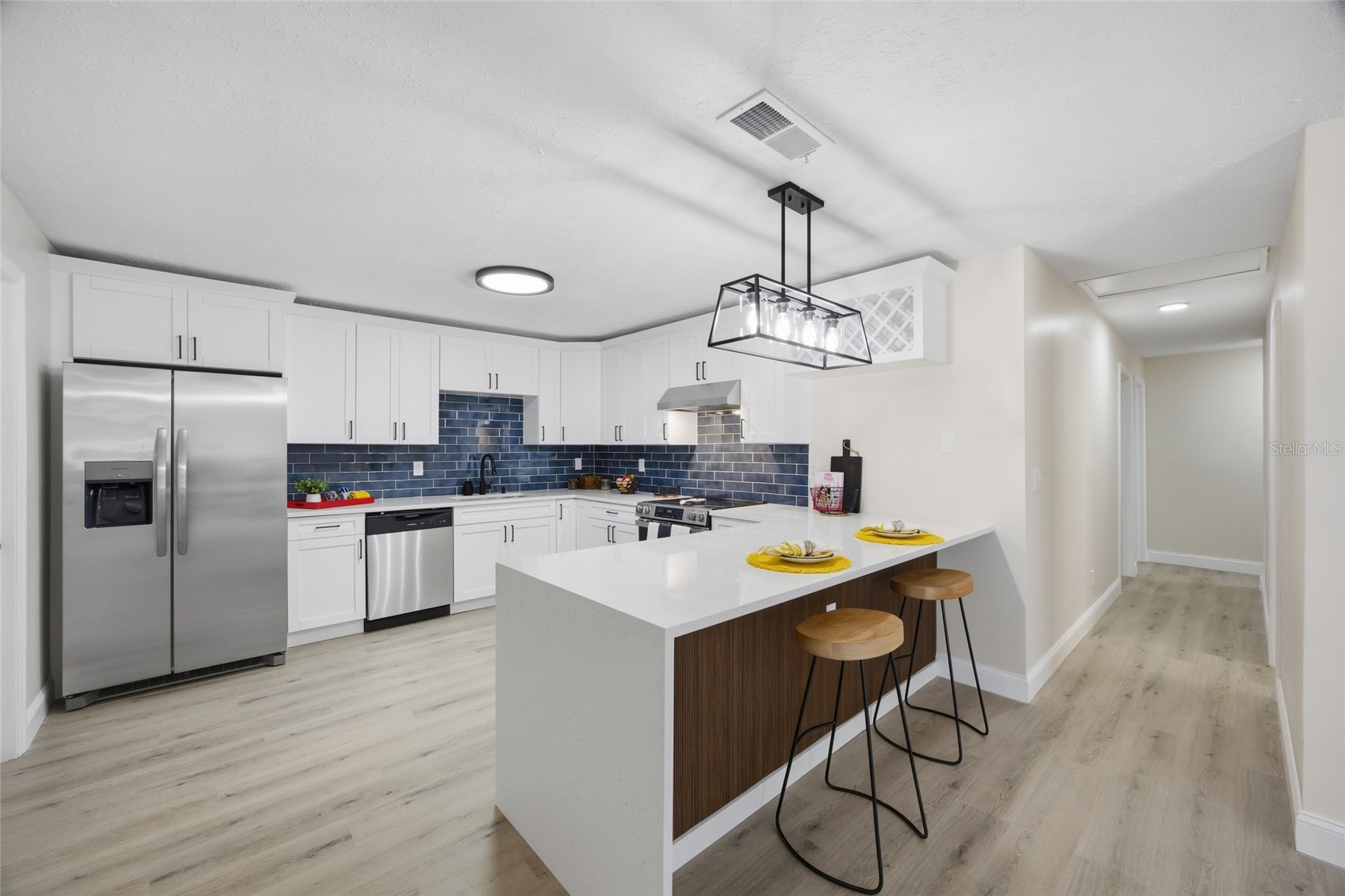Renovated kitchen at 920 W Candlewood Avenue